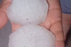 Granizo del tamaño de un huevo azota Tarija