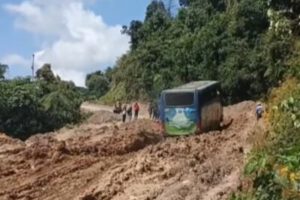 Crisis en Apolo por carreteras intransitables