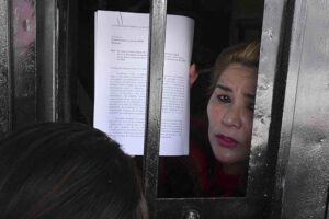 Expresidente Jeanine Áñez detenida desde 2021
