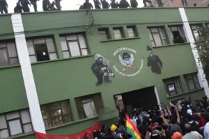 Reincorporación de policías tras crisis del 2019