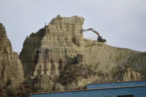 Movimientos de tierra en áreas protegidas en La Paz