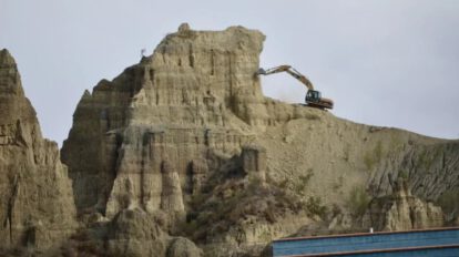 Movimientos de tierra en áreas protegidas en La Paz