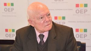 Amparo constitucional TSE sobre distribución de diputaciones