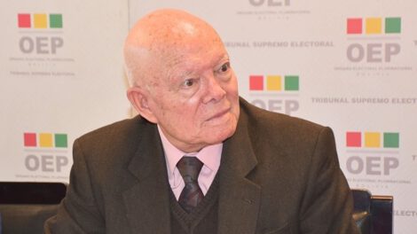 Amparo constitucional TSE sobre distribución de diputaciones