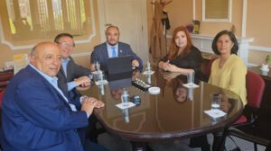 Asbora propone debates sin costo ante multas del TSE