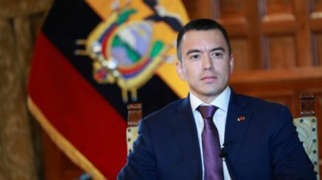 Referendo de Noboa sobre nueva Constitución en Ecuador