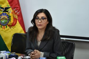 Nilza López denuncia corrupción en el sector minero