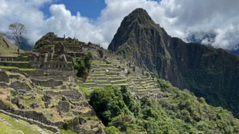 Machu Picchu en riesgo de perder su estatus como maravilla del mundo
