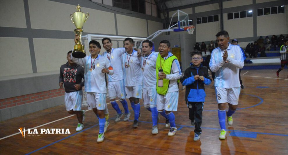 Laboratorio Químico VHSR campeón futsal