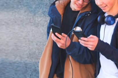 prohibir redes sociales para menores