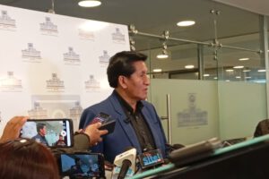 Félix Ajpi cuestiona encuestas electorales