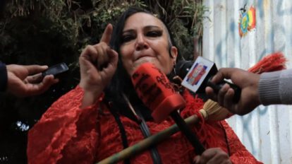 debate presidencial moderado por María Galindo