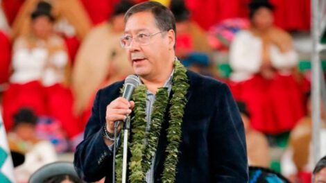 Luis Arce advierte sobre tiempos difíciles tras cambio de gobierno