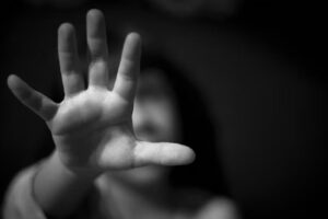 Agresión en colegio de Santa Cruz