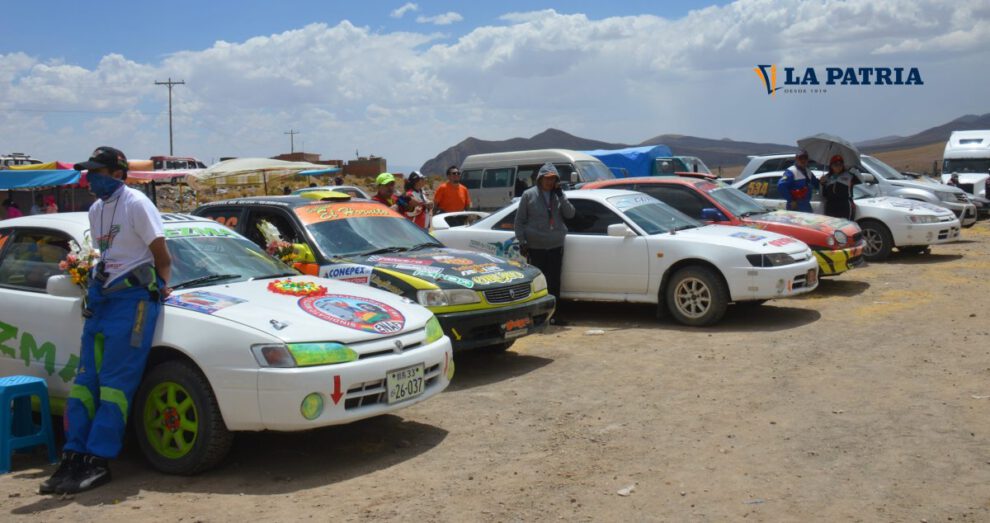 Competencia automovilística en honor al Señor de Lagunas