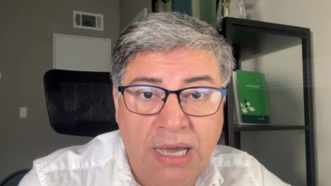 Jerjes Justiniano regresa a Bolivia tras dos años en el exilio