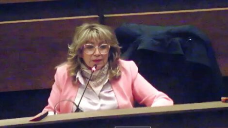 Celulares nuevos para legisladores solicitados por María Elena Ortega