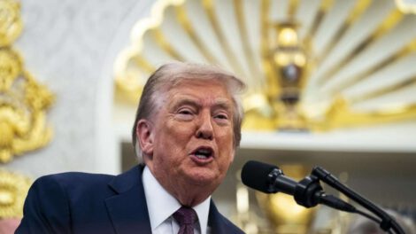 Gobierno Trump cancela proyectos de energía renovable