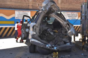 Explosión de vehículo en surtidor de Cochabamba