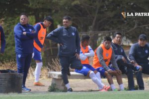 Javier Guerreiro renuncia a la dirección técnica de San José