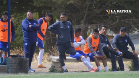 Javier Guerreiro renuncia a la dirección técnica de San José