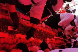 Oruro establece un nuevo récord con el charquekán más largo del mundo