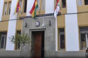 Saneamiento de leyes departamentales en la Asamblea de Tarija