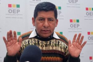 debate vicepresidencial con Tahuichi Tahuichi Quispe