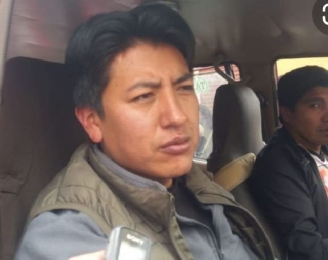 Marco Pumari retoma actividades laborales como asistente de asambleísta en Potosí