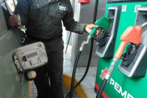 Aumento de precios de combustibles en Bolivia