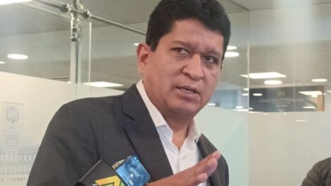 Ley de selección de vocales cuestionada por Luis Adolfo Flores