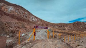 Cerro San Pedro protegido con cerco perimetral