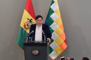 Crédito externo para agua potable anunciado por Sergio Cusicanqui