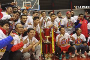 Universitario en Liga Sudamericana representando a Bolivia