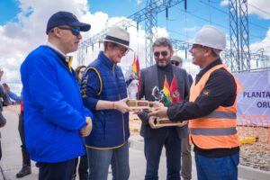 Camino Caracollo – Cañohuma con inversión de 100 millones de bolivianos