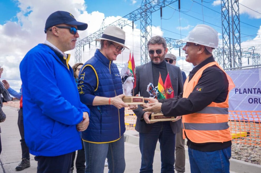 Camino Caracollo – Cañohuma con inversión de 100 millones de bolivianos