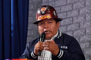 Juan Carlos Huarachi deja la COB tras casi ocho años de controversias