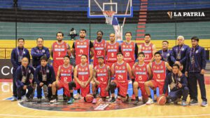 Triunfo de Universitario en Liga Sudamericana de Básquetbol