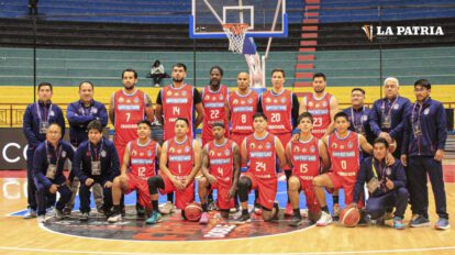 Triunfo de Universitario en Liga Sudamericana de Básquetbol