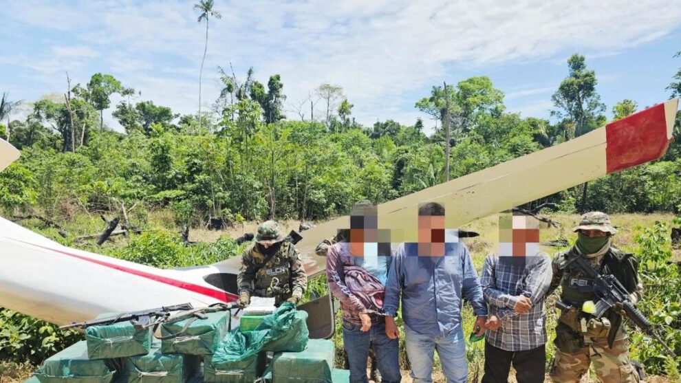 Incautación de droga y armas en Villa Tunari