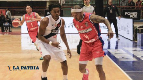 Universitario logra histórica clasificación en la Liga Sudamericana de Básquetbol