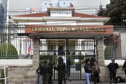 TSE prohíbe propaganda electoral durante el debate presidencial