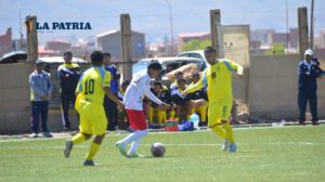 Victoria de FC VHSR ante Aurora en el campeonato de la AFO