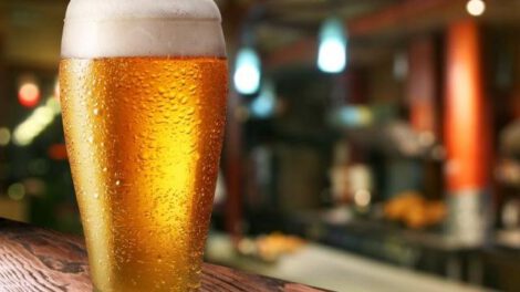 Industria cervecera preocupada ante posible reimposición de impuesto