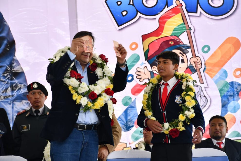 Gobierno garantiza el Bono Juancito Pinto ante cuestionamientos por situación económica