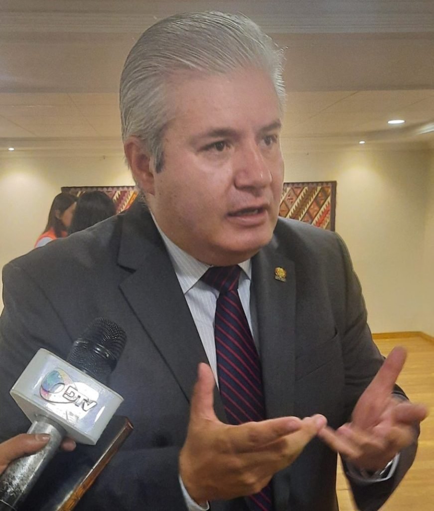 Eddy Álvaro Antezana García enfrenta imputación por corrupción