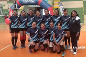 Donato Vázquez campeones voleibol