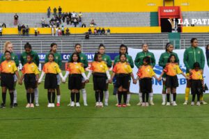 Liga de Naciones del fútbol femenino con el combinado boliviano