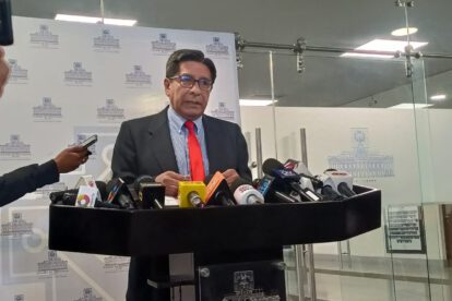 Crisis económica en Bolivia según diputado José Luis Porcel