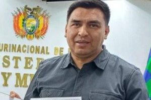 Eddy Antezana imputado por uso indebido de influencias